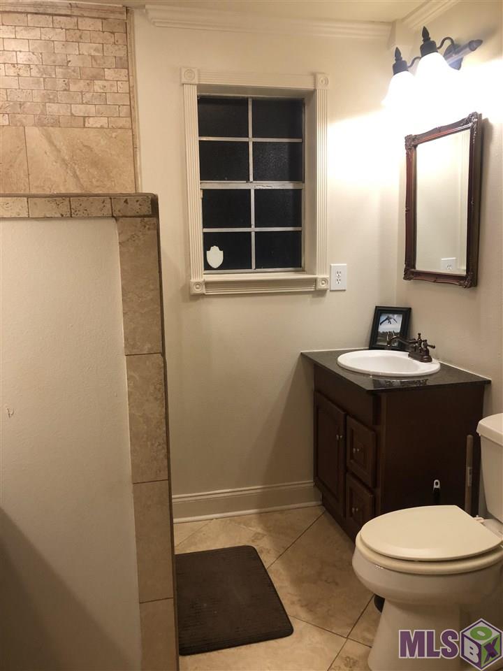35094 Perkins Road Denham Springs, LA 70706 - Photo 13 of 16 Primary Bathroom