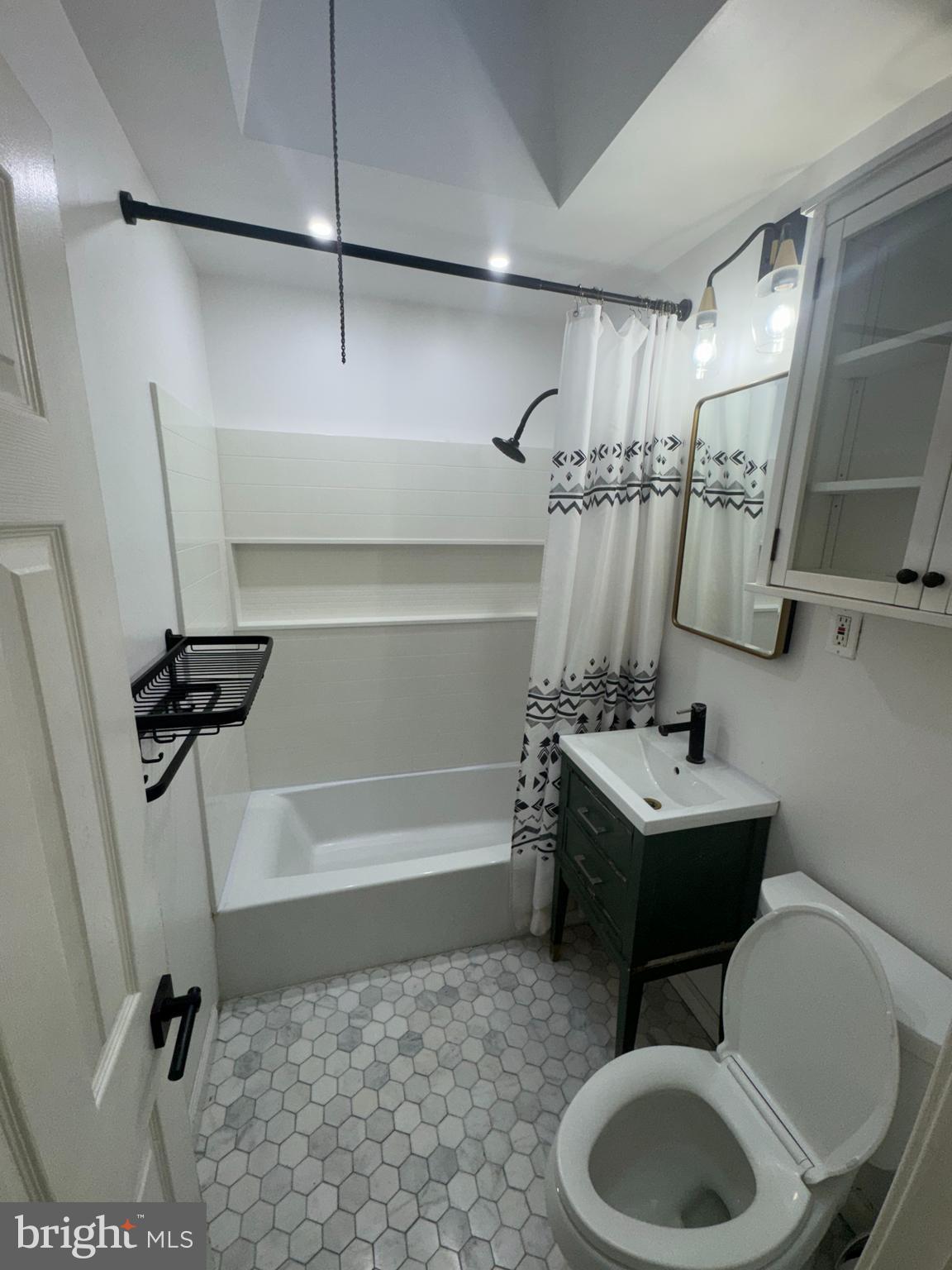 3125 Comly Road Philadelphia, PA 19154 - Photo 33 of 44 a bathroom with a sink toilet and shower