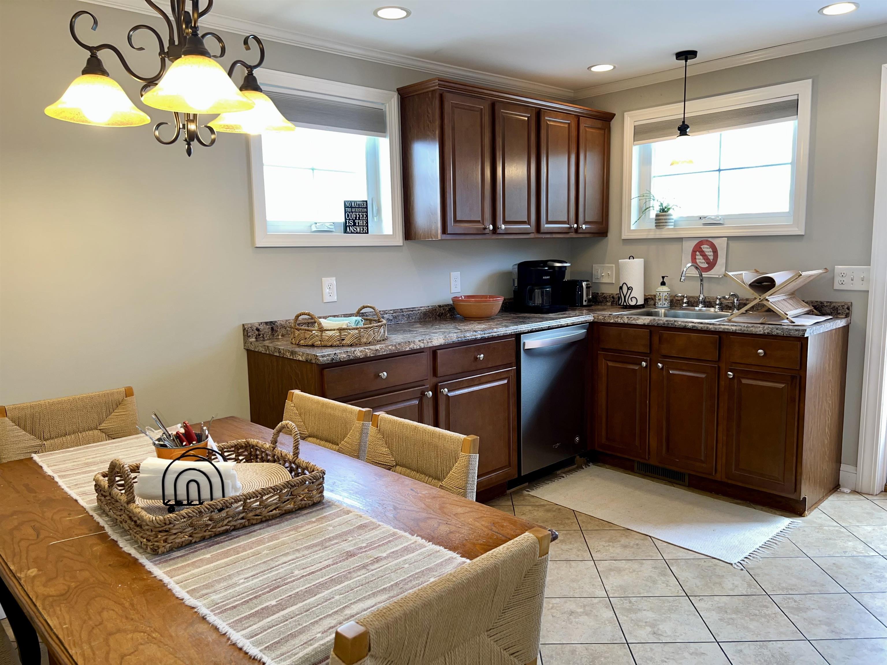 20 Lowell Street Seabrook, NH 03874 - Photo 7 of 14