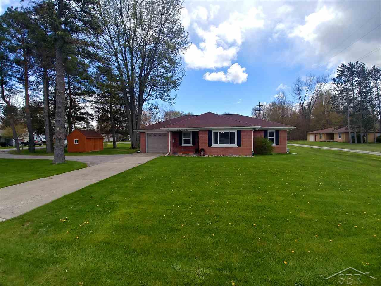 16495 Gratiot Road Hemlock, MI 48626 - Photo 1 of 13