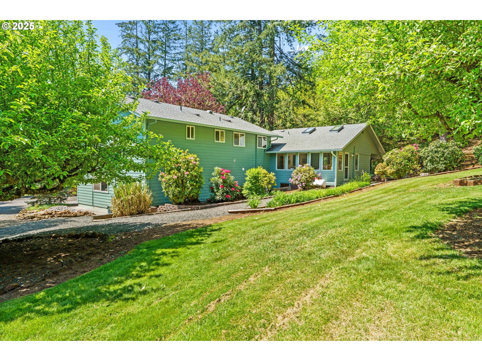 38383 Cartwright Creek Road Marcola, OR 97454 - Photo 11 of 45 Gallery Image 11