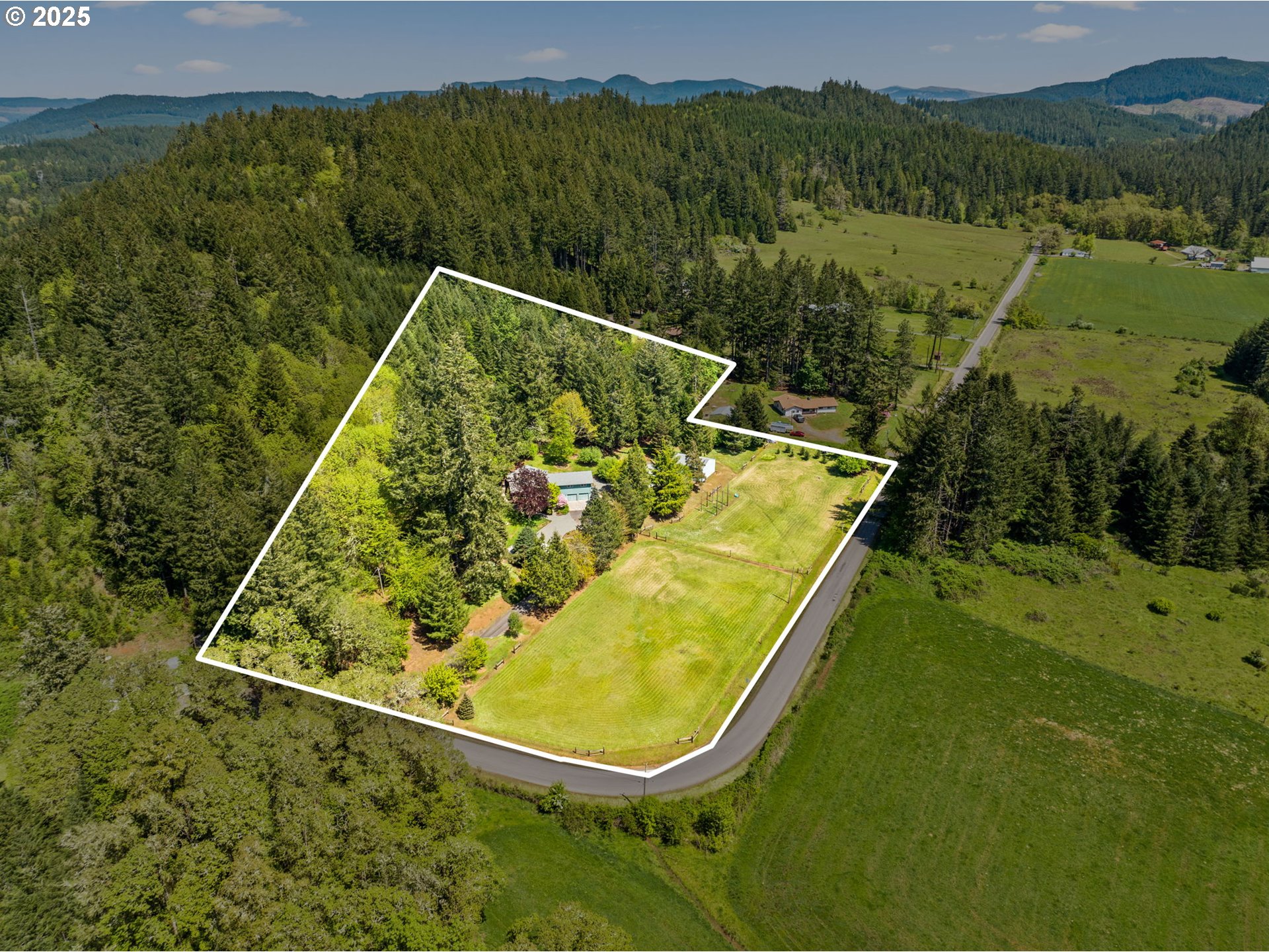 38383 Cartwright Creek Road Marcola, OR 97454 - Photo 15 of 45 Gallery Image 15