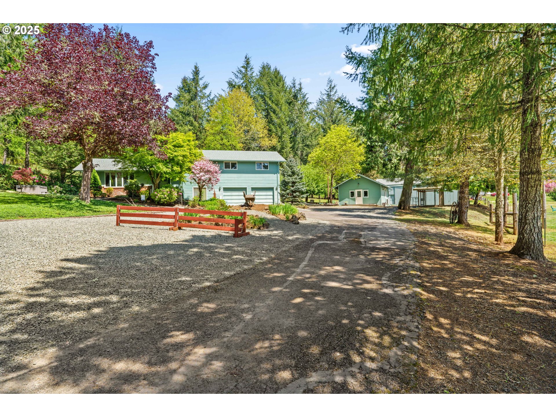 38383 Cartwright Creek Road Marcola, OR 97454 - Photo 5 of 45 Gallery Image 5