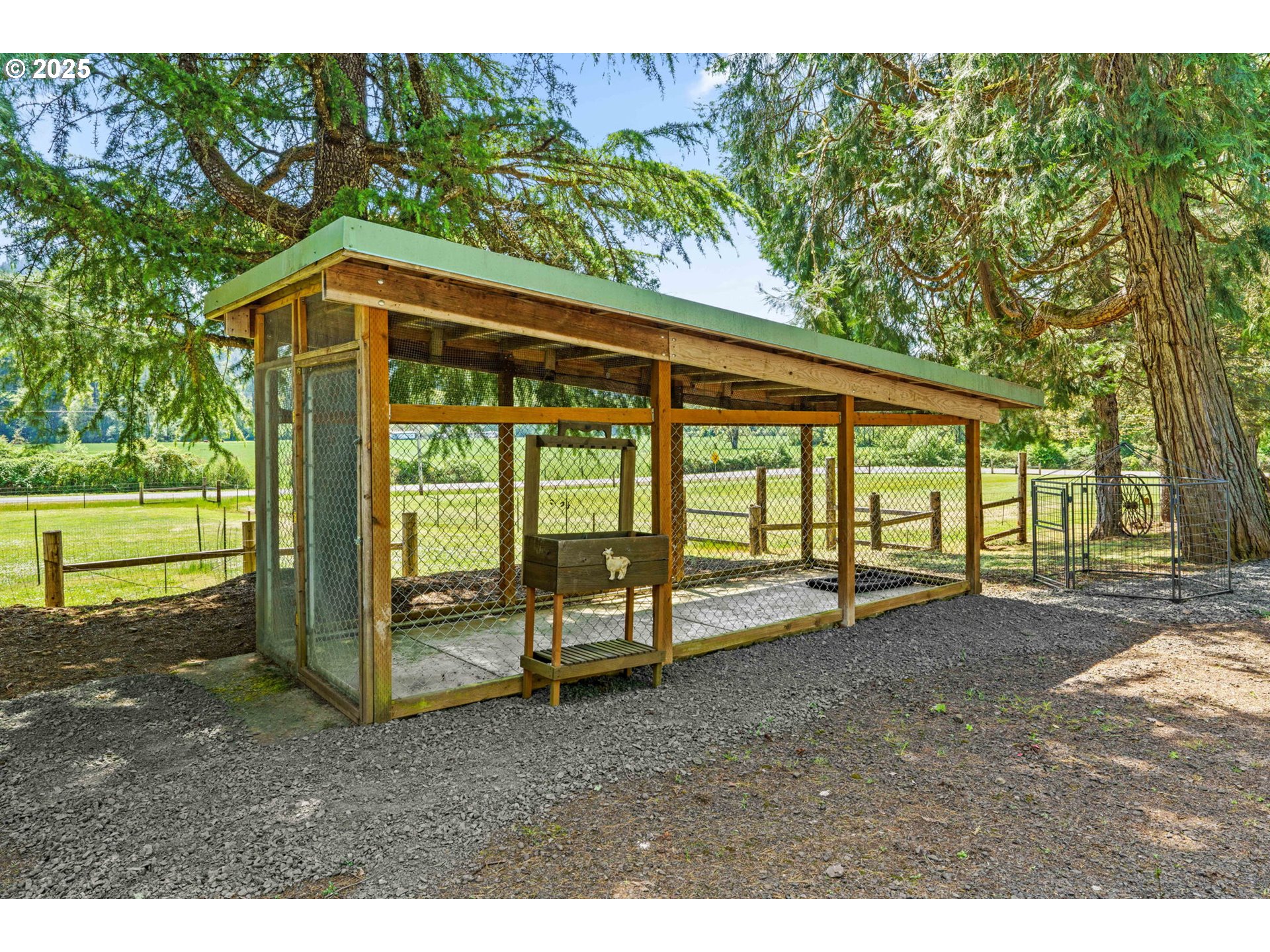 38383 Cartwright Creek Road Marcola, OR 97454 - Photo 7 of 45 Gallery Image 7