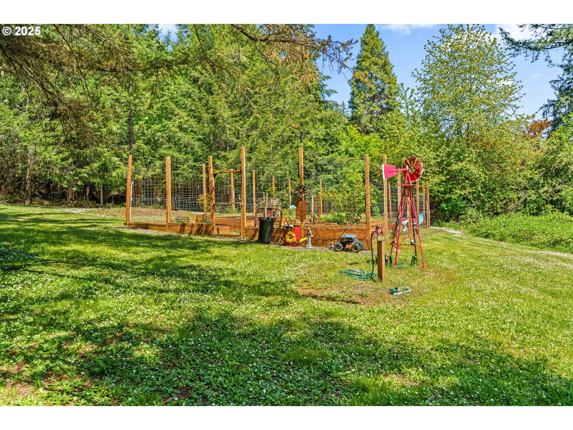 38383 Cartwright Creek Road Marcola, OR 97454 - Photo 10 of 45 Gallery Image 10