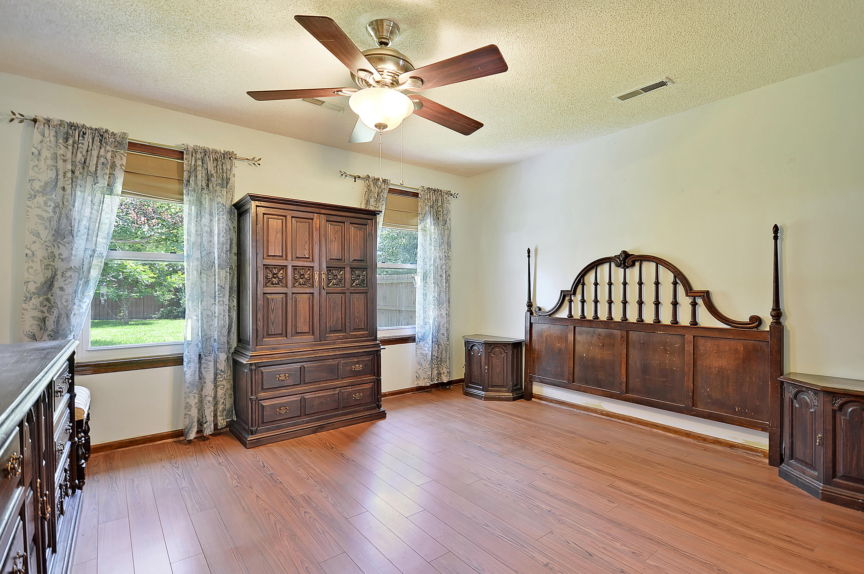448 Fox Hunt Road Goose Creek, SC 29445 - Photo 27 of 31 DSC_0904_DSC_0906 copy