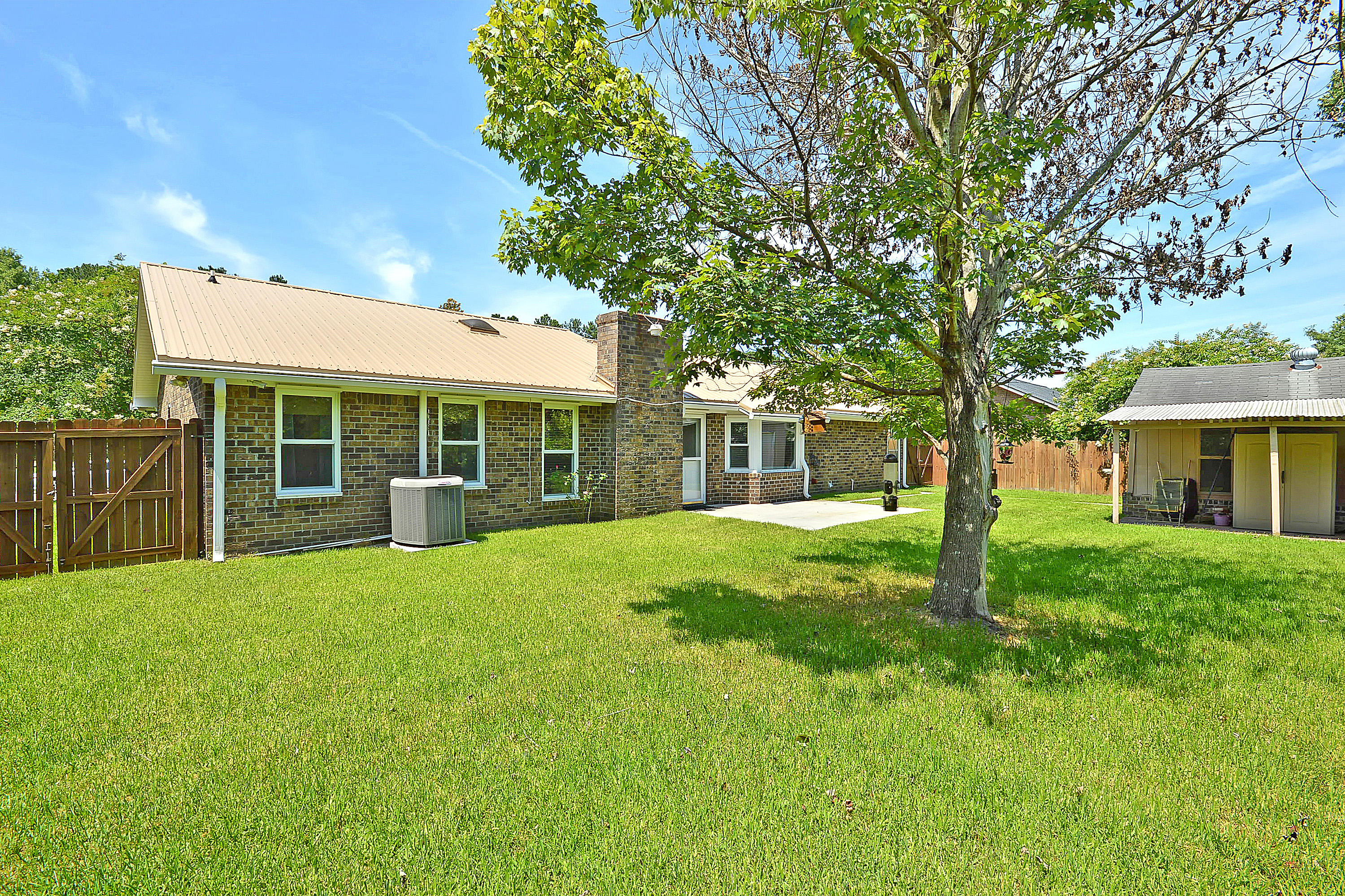 448 Fox Hunt Road Goose Creek, SC 29445 - Photo 5 of 31 DSC_0742 copy