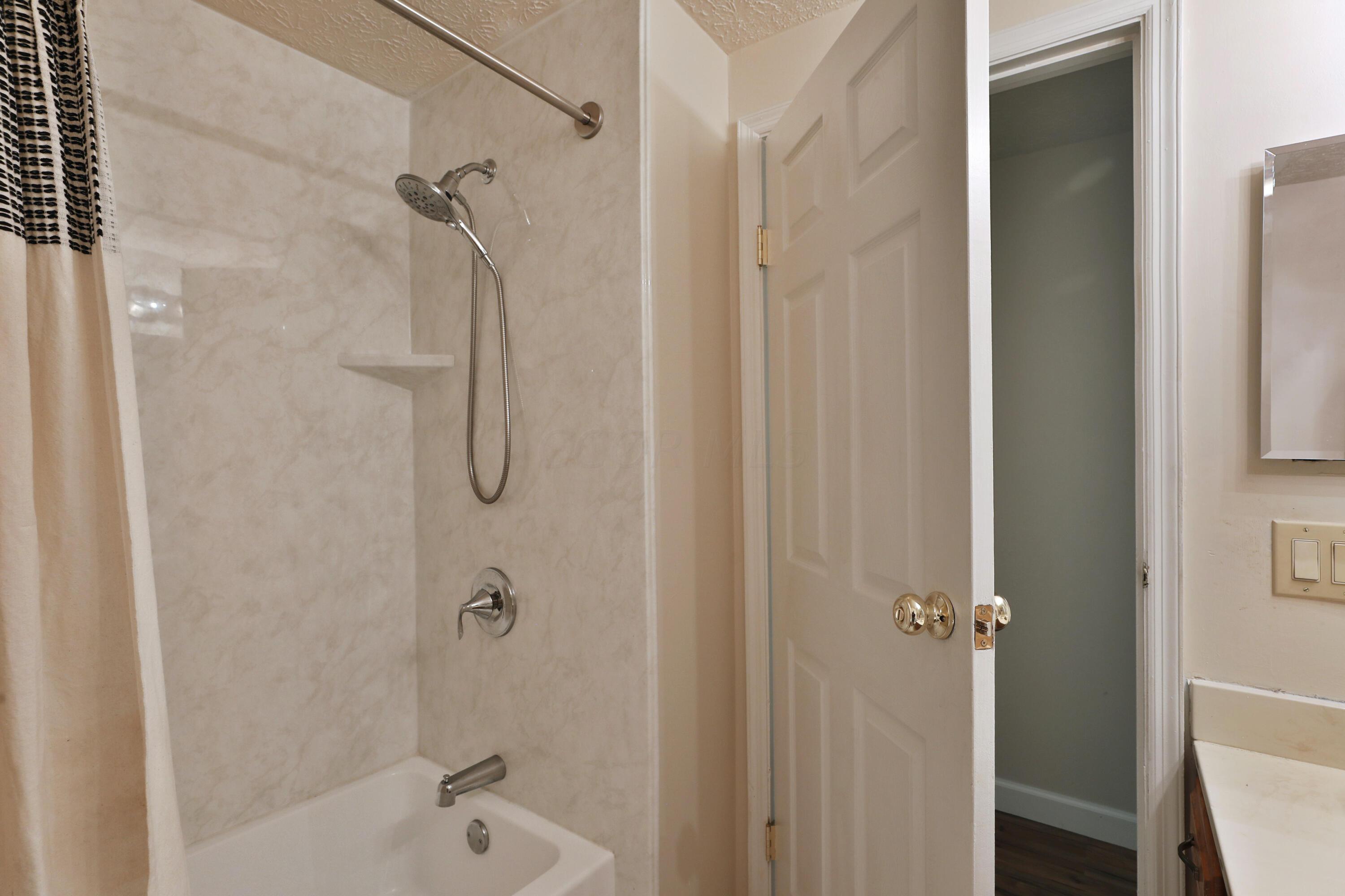 2152 Smokymill Road Dublin, OH 43016 - Photo 26 of 37 2152-Smokymill-20