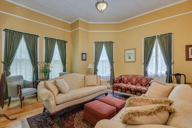 $389,900 | 501 Buncombe Street, Edgefield, SC 29824