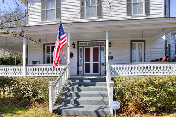 $399,900 | 501 Buncombe Street, Edgefield, SC 29824