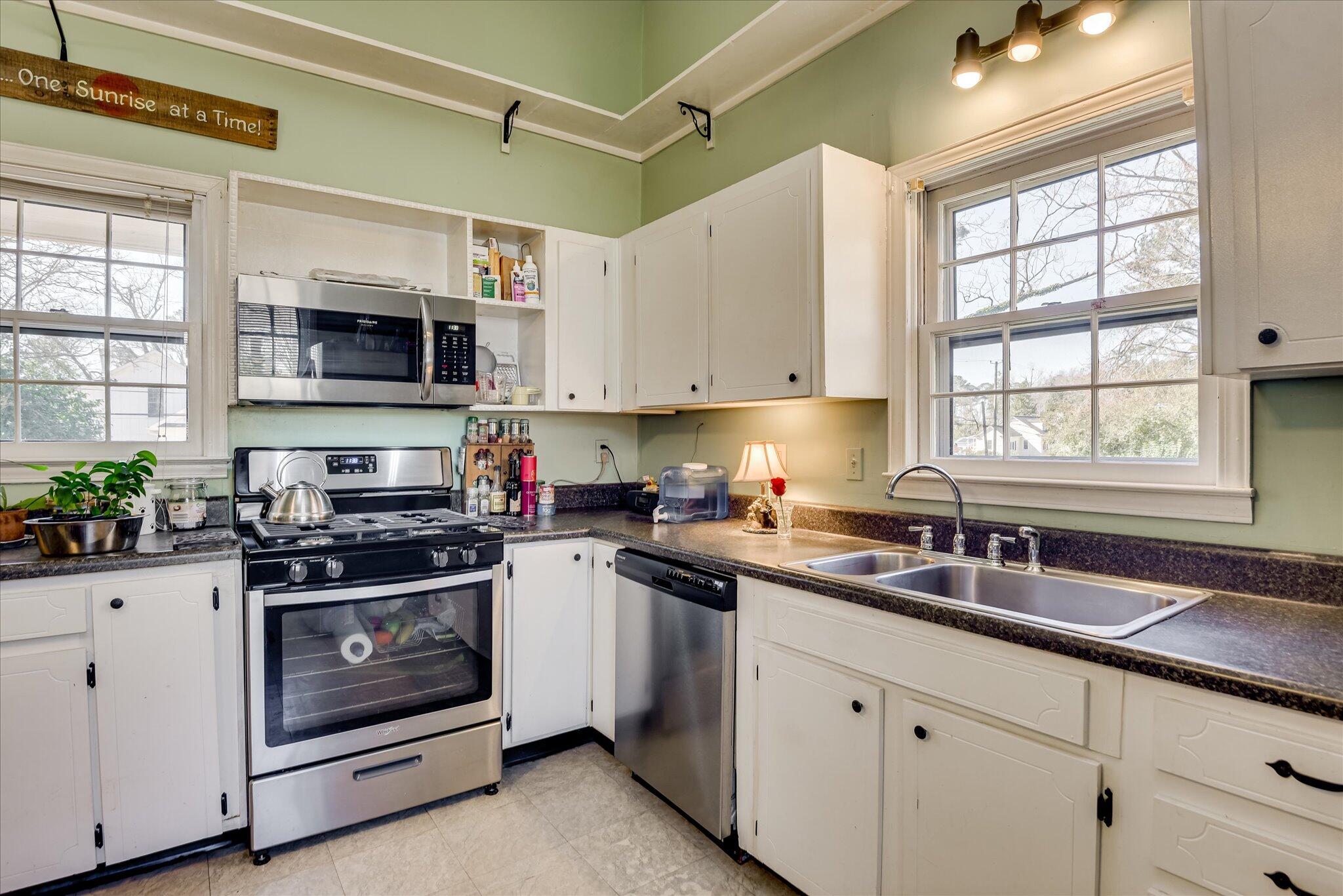 501 Buncombe Street Edgefield, SC 29824 - Photo 26 of 35 25