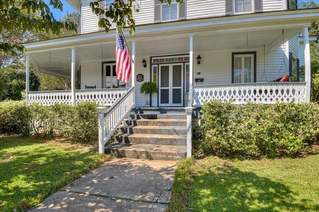 $389,900 | 501 Buncombe Street, Edgefield, SC 29824