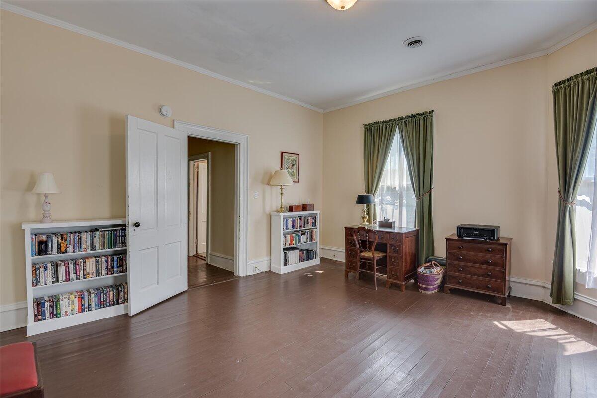 501 Buncombe Street Edgefield, SC 29824 - Photo 40 of 50 51-151