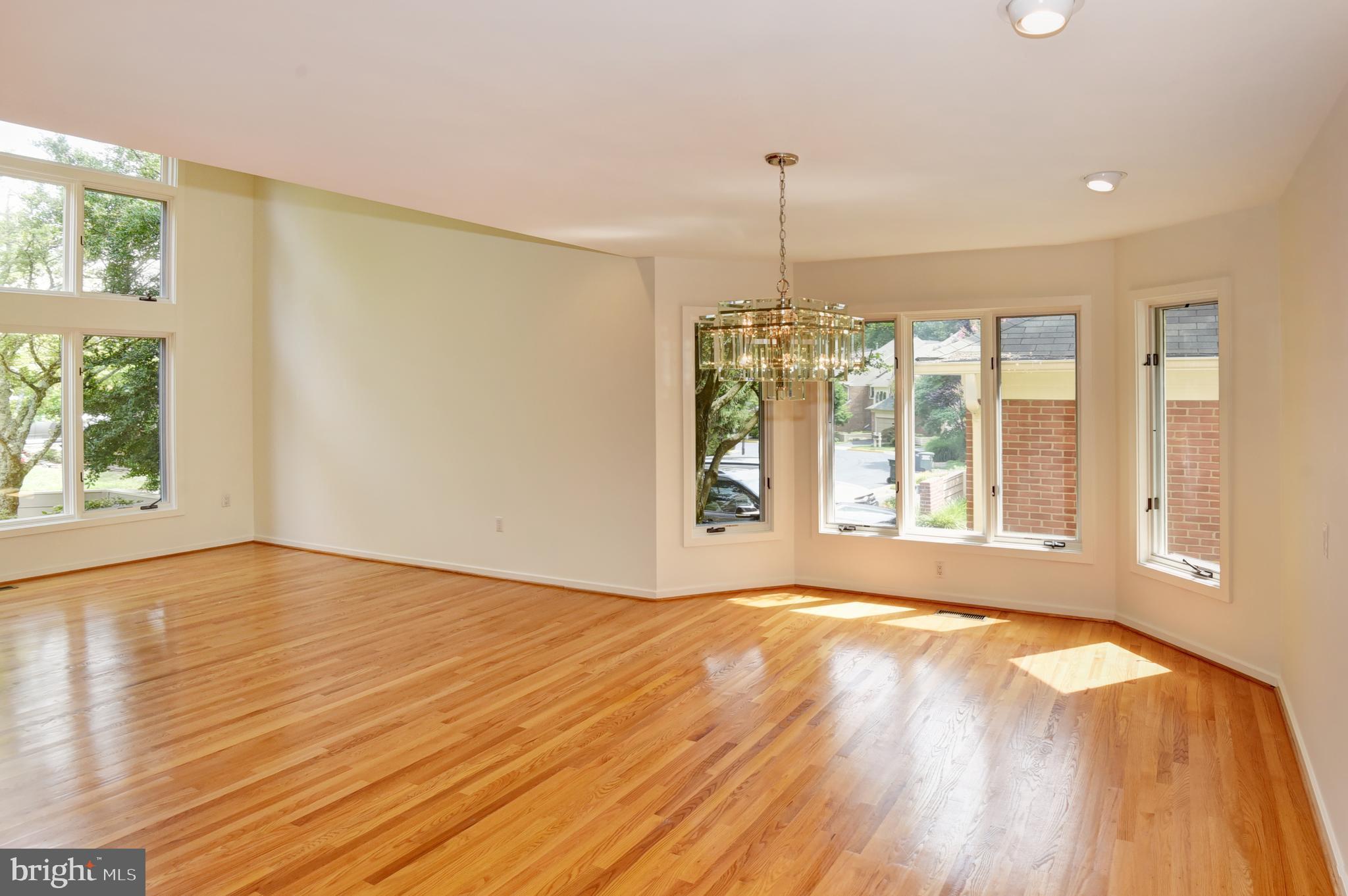 11571 Hemingway Drive Reston, VA 20194 - Photo 11 of 41
