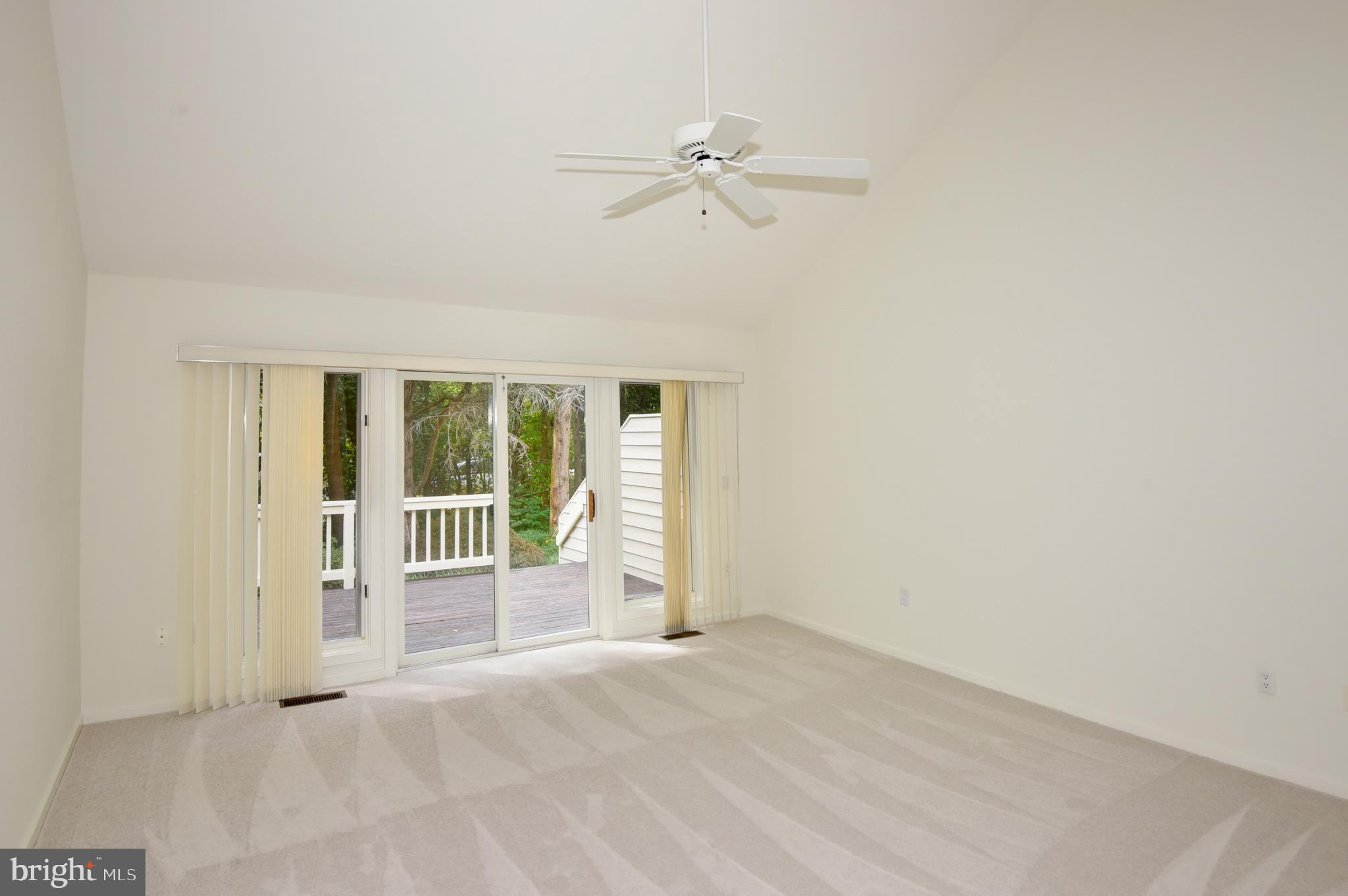 11571 Hemingway Drive Reston, VA 20194 - Photo 25 of 41
