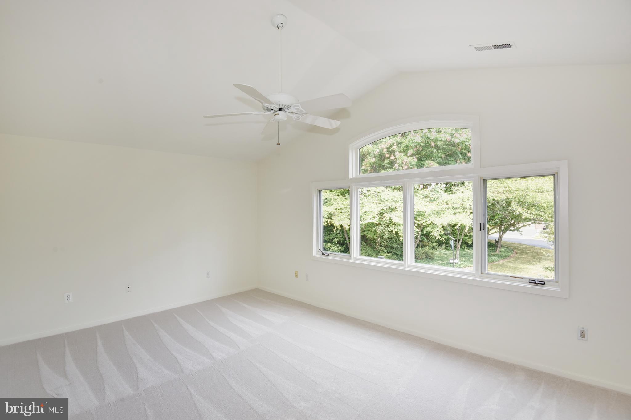11571 Hemingway Drive Reston, VA 20194 - Photo 35 of 41