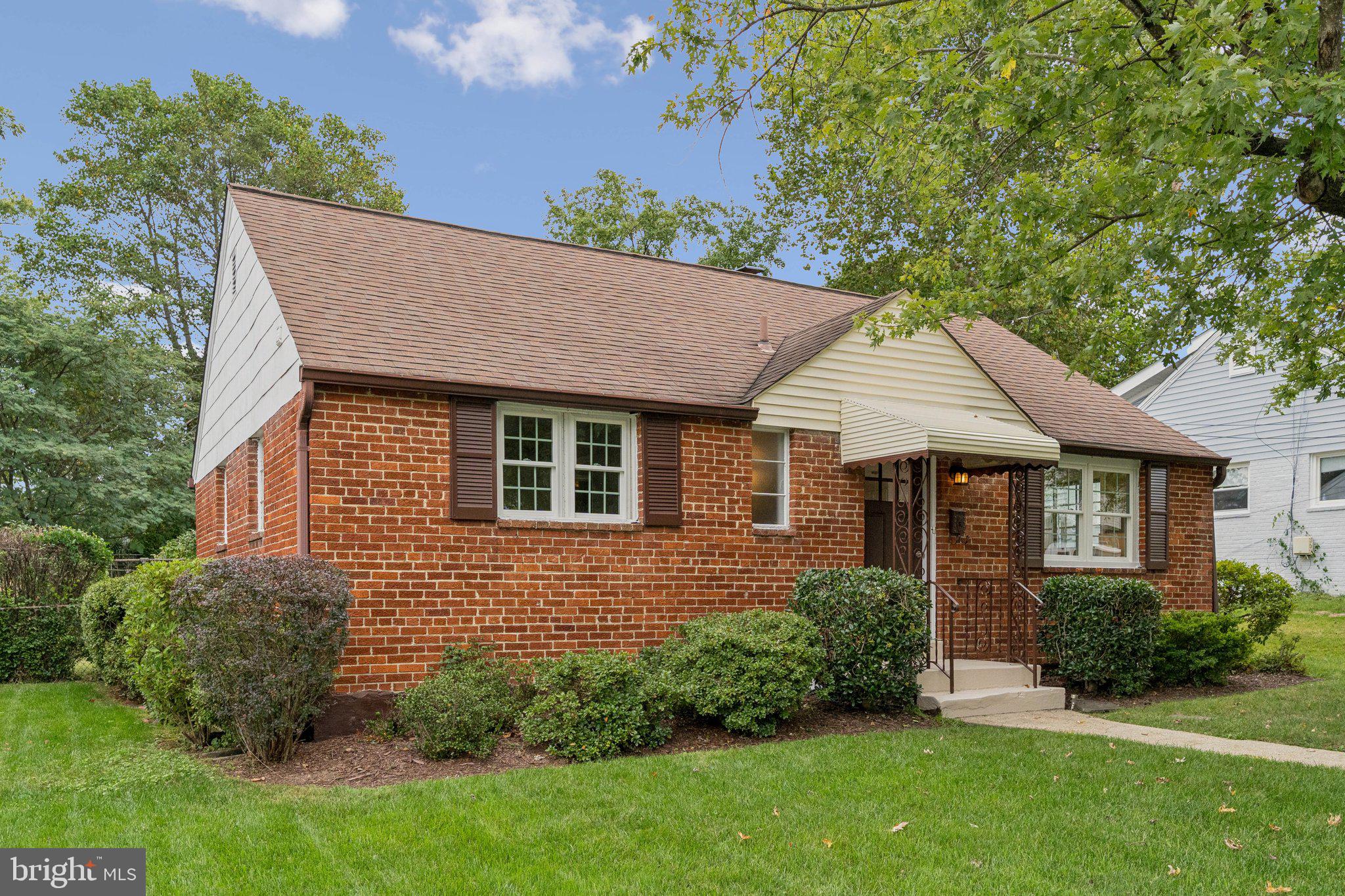 12719 Holdridge Road Silver Spring, MD 20906 - Photo 2 of 40