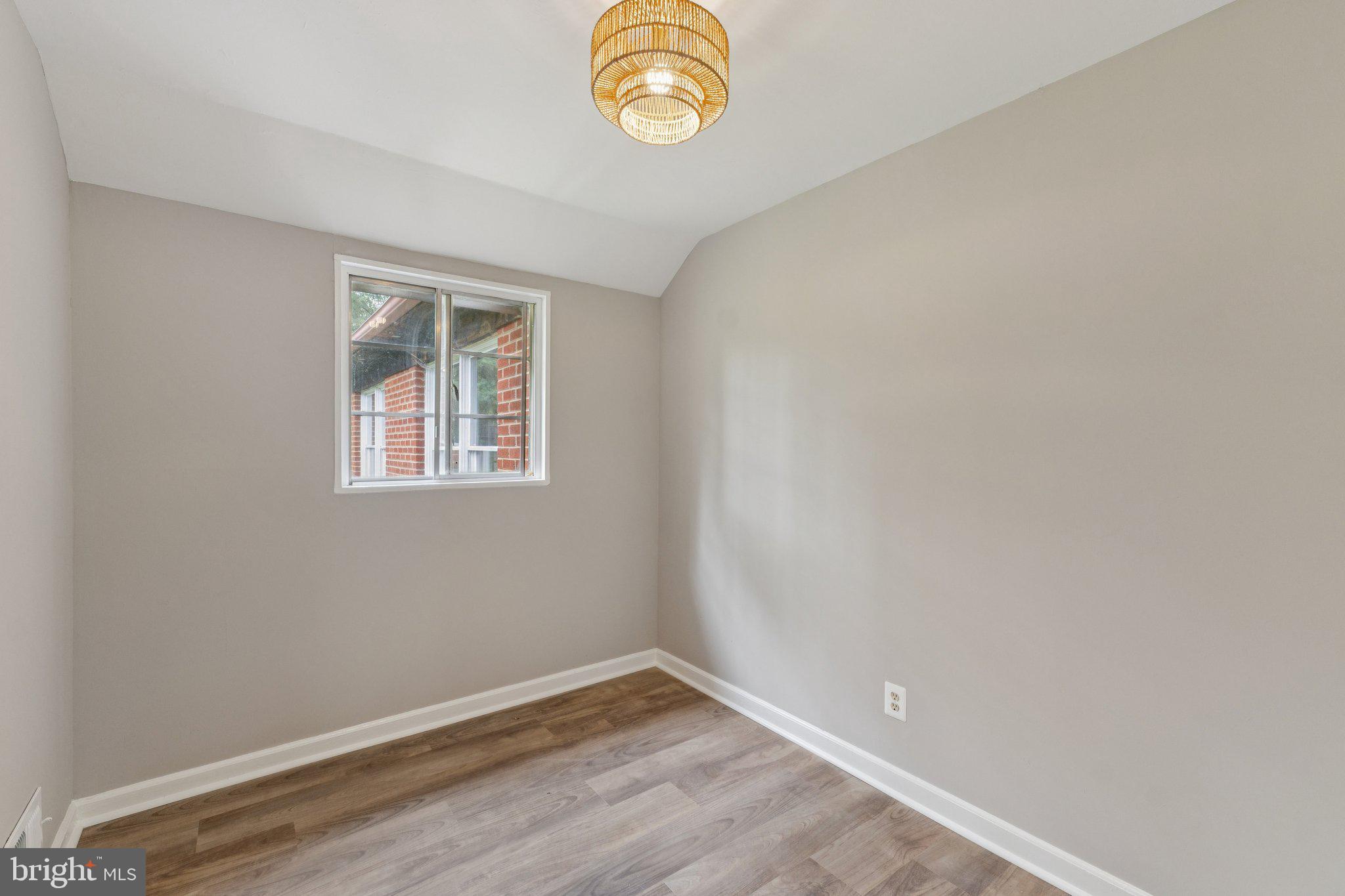 12719 Holdridge Road Silver Spring, MD 20906 - Photo 23 of 40