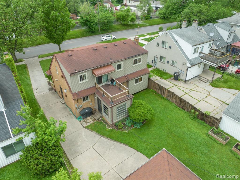 460 Alter Road Detroit, MI 48215 - Photo 3 of 51