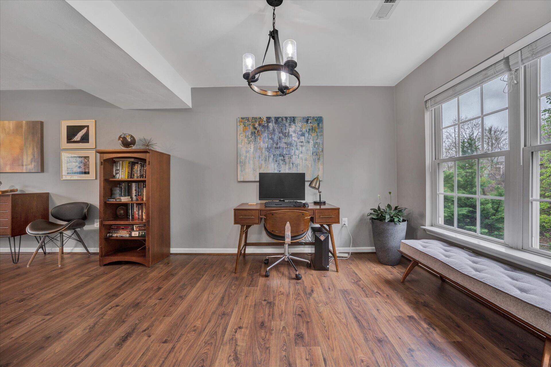 6709 Albert Road Roanoke, VA 24019 - Photo 11 of 37 New Flooring
