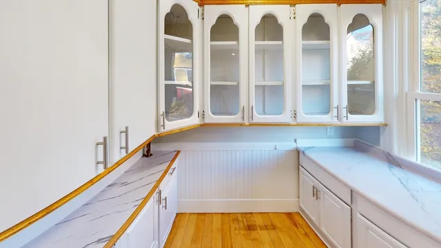 $1,800 | 168 Oak Street, Unit 1, Gardner, MA 01440