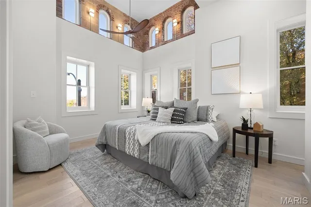 $839,900 | 1201 MacKay Place, St. Louis, MO 63104