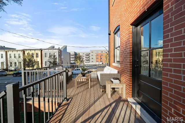 $839,900 | 1201 MacKay Place, St. Louis, MO 63104