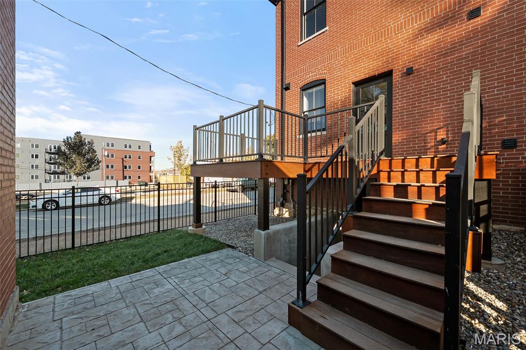 1201 MacKay Place St. Louis, MO 63104 - Photo 59 of 82