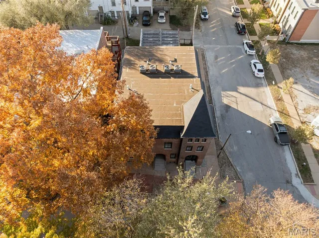 $839,900 | 1201 MacKay Place, St. Louis, MO 63104