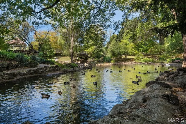 $839,900 | 1201 MacKay Place, St. Louis, MO 63104