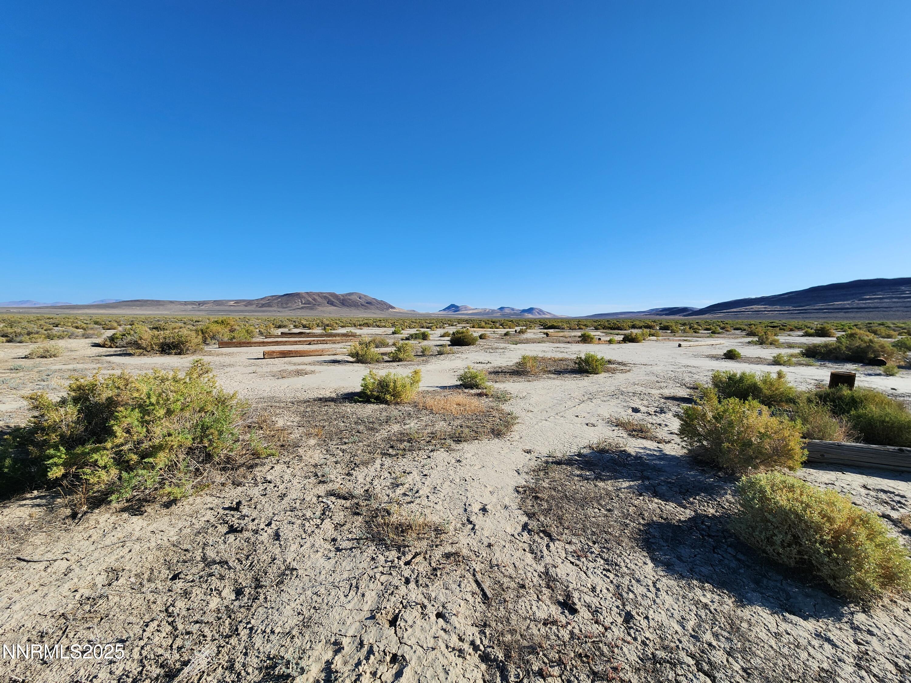 1385 Rancho Lane, Unit OUT IN HONEY LAKE BASIN ON NV SIDE Reno, NV 89510 - Photo 9 of 47 a view of beach and ocean