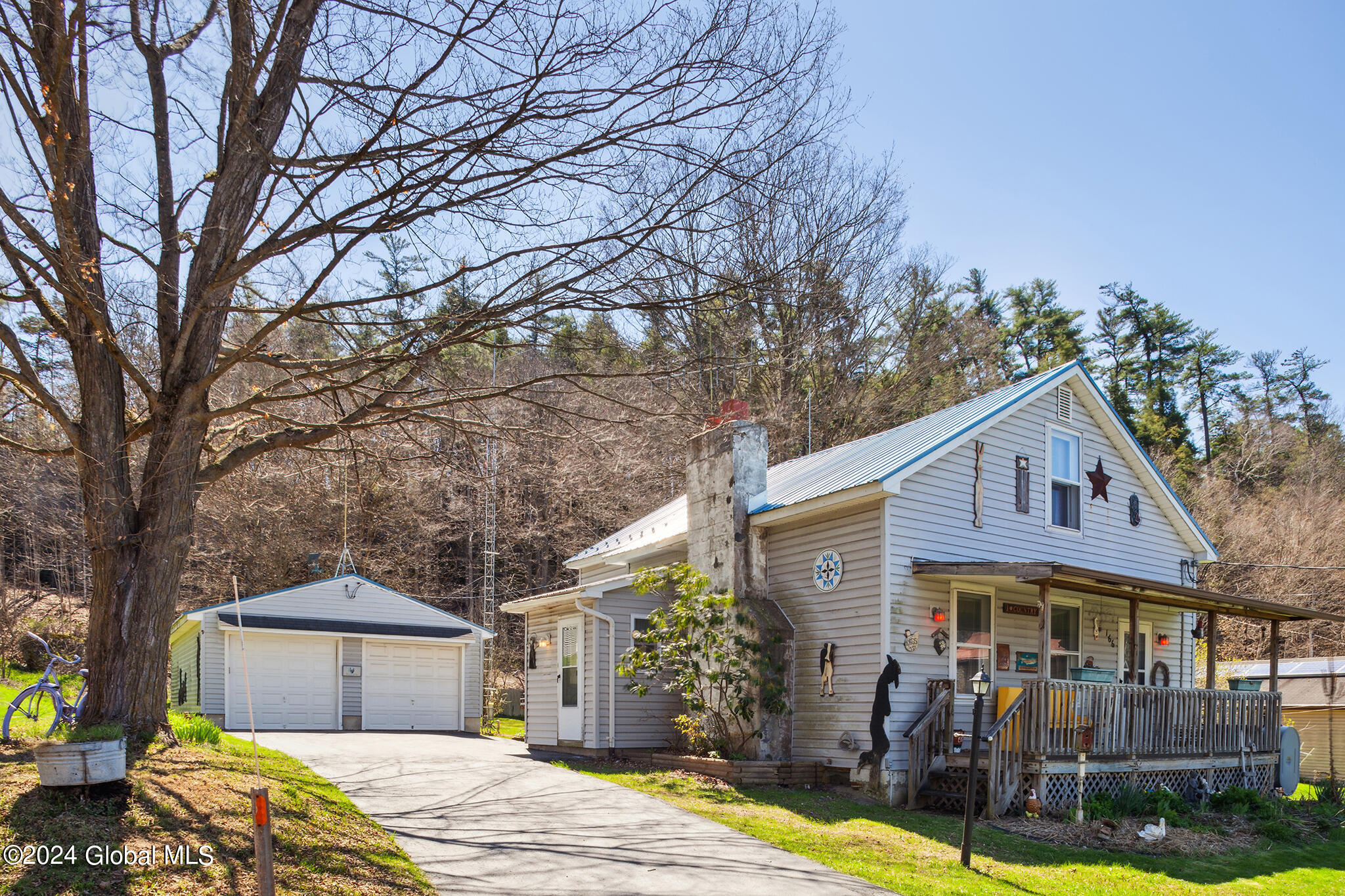 166 Prospect Street Schoharie, NY 12157 - Photo 1 of 12 FS_LT_042224_0308