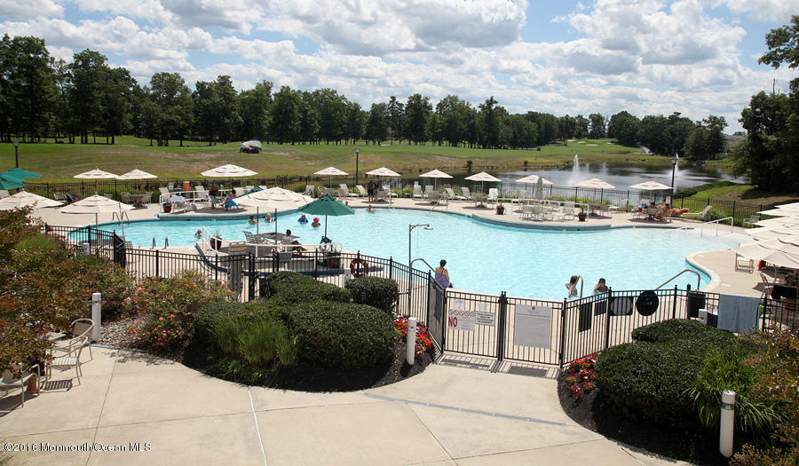 48 Muirfield Road Jackson, NJ 08527 - Photo 25 of 27 Outdoor Pool