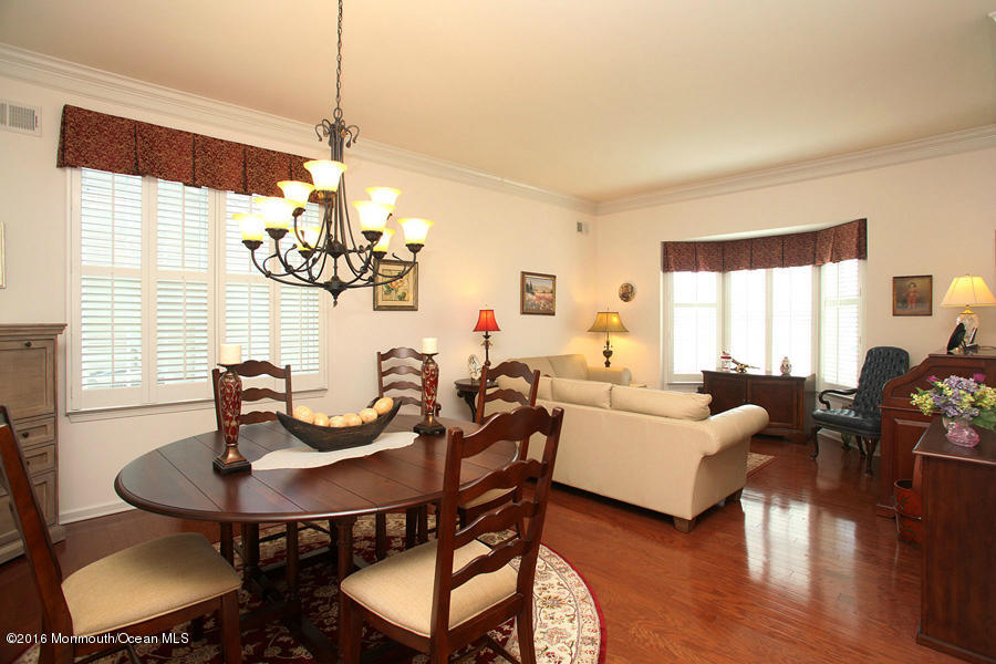 48 Muirfield Road Jackson, NJ 08527 - Photo 4 of 27 Living Rm/Dining Rm