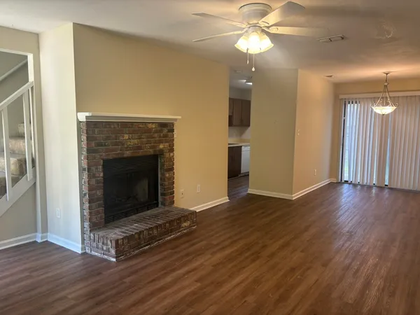 $1,295 | 2528 Prest Court, Tallahassee, FL 32301
