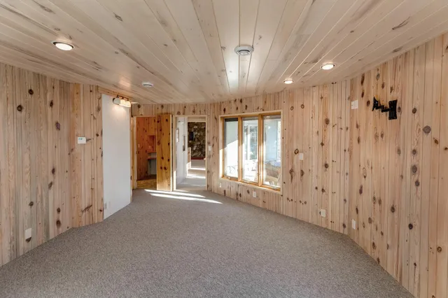 $2,750,000 | 5568 50th Street Northwest, Hackensack, MN 56452