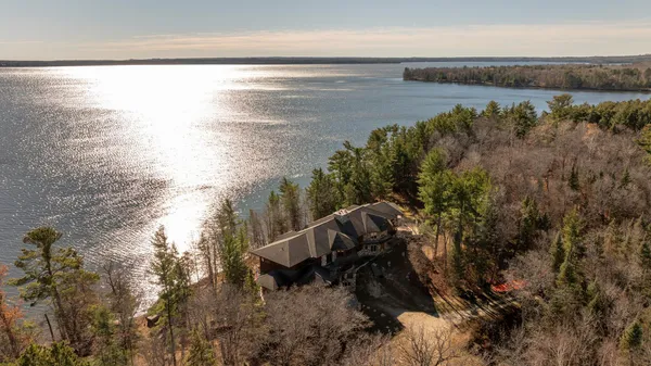 $2,750,000 | 5568 50th Street Northwest, Hackensack, MN 56452