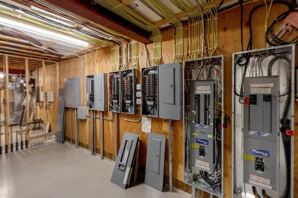 $2,750,000 | 5568 50th Street Northwest, Hackensack, MN 56452