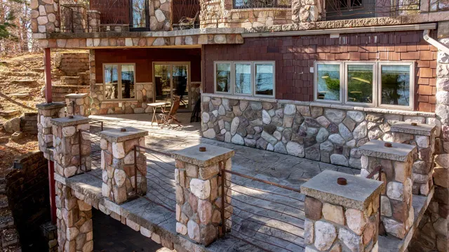 $2,750,000 | 5568 50th Street Northwest, Hackensack, MN 56452