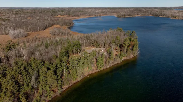 $2,750,000 | 5568 50th Street Northwest, Hackensack, MN 56452