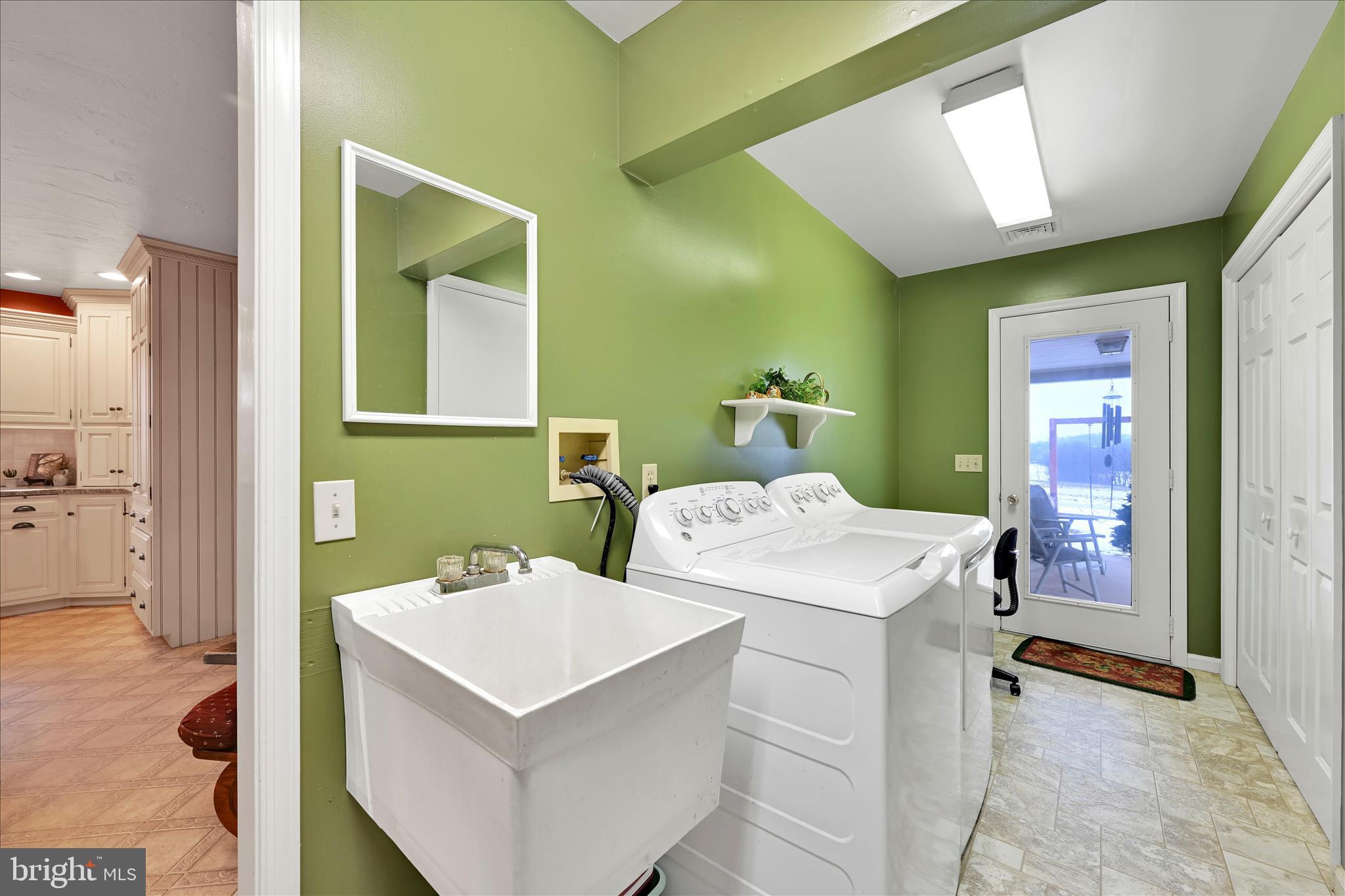61 West Rosebud Road Myerstown, PA 17067 - Photo 37 of 58 a utility room with dryer and washer
