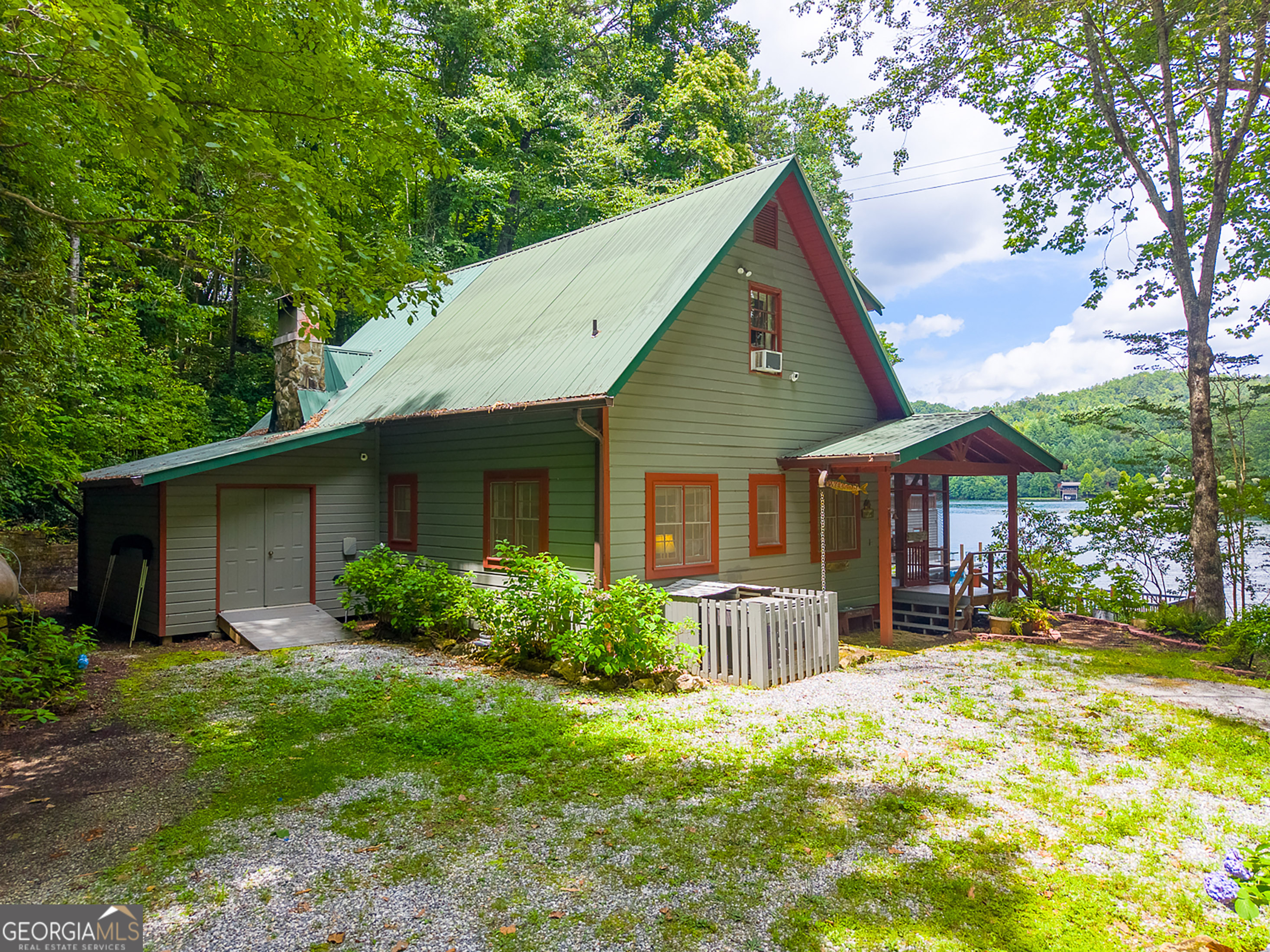 817 East Wildcat Road Clarkesville, GA 30523 - Photo 6 of 46