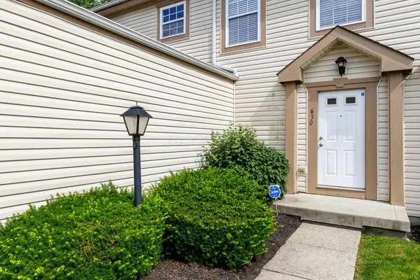 $280,000 | 630 Faith Ann Drive, Pataskala, OH 43062