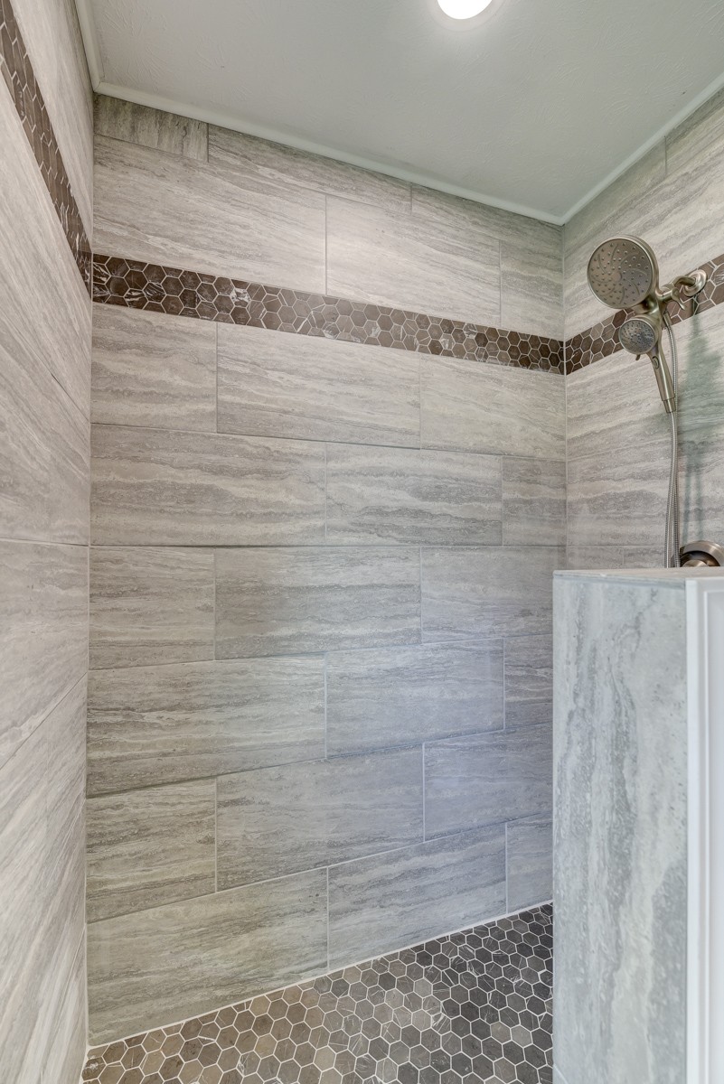 401 S Road Cottontown, TN 37048 - Photo 38 of 50 a bathroom with a shower