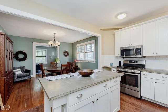 $435,000 | 302 East 32nd Street, Indianapolis, IN 46205