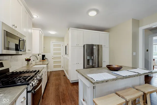 $435,000 | 302 East 32nd Street, Indianapolis, IN 46205