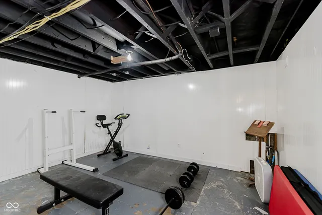 $435,000 | 302 East 32nd Street, Indianapolis, IN 46205