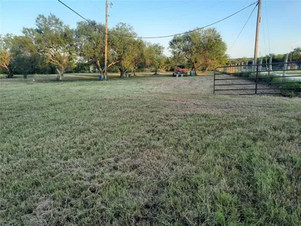$199,999 | 118 Valerie Lane, Dale, TX 78616