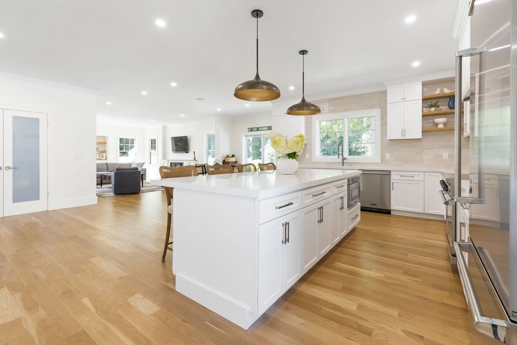 74 Gary Road Needham, MA 02494 - Photo 9 of 39 Gallery Image 9