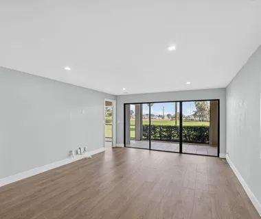 $415,000 | 1030 Us Highway, Unit 105, North Palm Beach, FL 33408